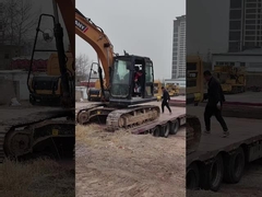 Использовал экскаватор